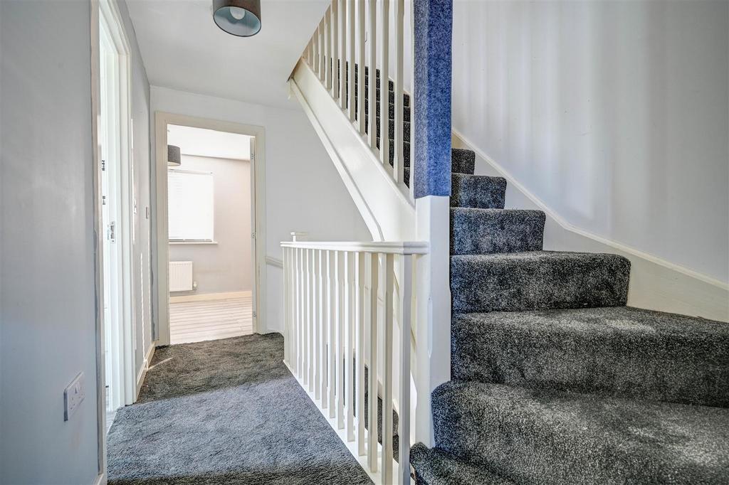 First floor landing.jpg