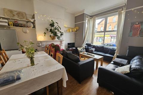 7 bedroom house to rent, Brudenell Road, Leeds LS6