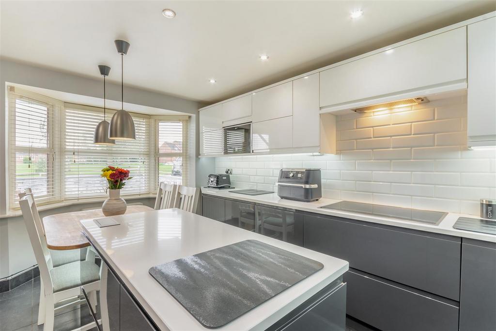 8664944-interior15.jpg