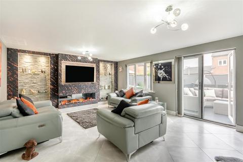4 bedroom detached house for sale, Dunsil Road, Mansfield Woodhouse