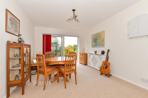 3 bedroom chalet for sale, Willement Road, Faversham ME13