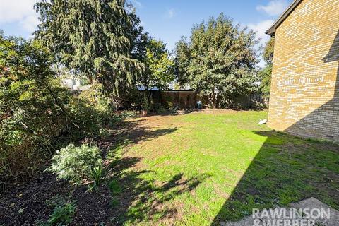 undefined, Spreighton Road, West Molesey KT8