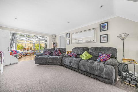 undefined, Ravens Close, Woking GU21