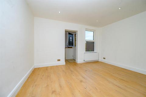undefined, Marlin Square, Abbots Langley