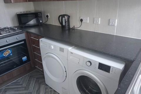 3 bedroom terraced house to rent, Alderson Road, Wavertree, Liverpool, L15