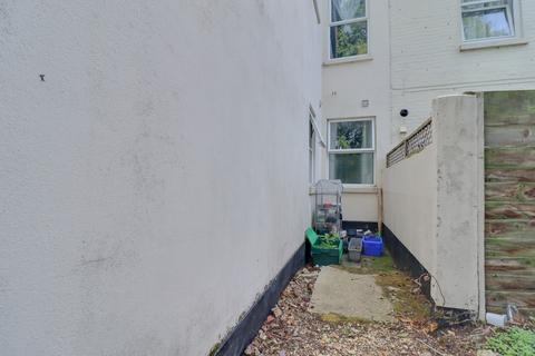 undefined, West Road, Woolston
