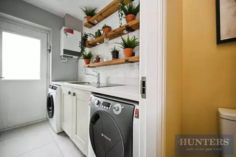 4 bedroom detached house for sale - Photo 16