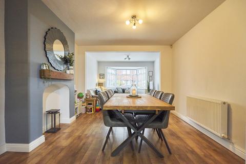 3 bedroom semi-detached house for sale, Radcliffe Grove, Greater Manchester WN7