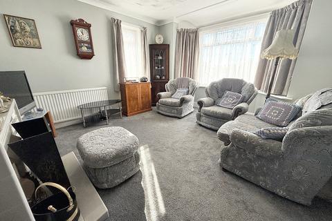 3 bedroom detached bungalow for sale, Hampreston