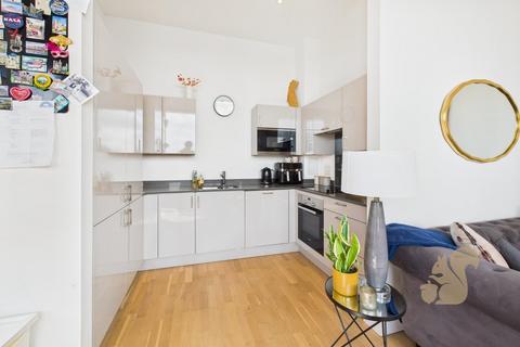 2 bedroom apartment for sale, Burgess Springs, Chelmsford CM1