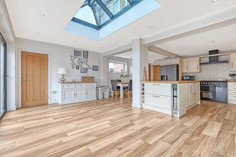 3 bedroom semi-detached house for sale, Randalls Drive, Brentwood