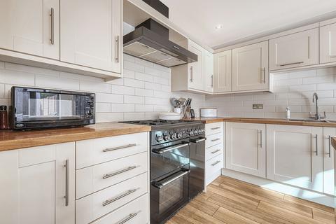 34 Randalls Drive, Hutton, Brentwood, CM13 1NW