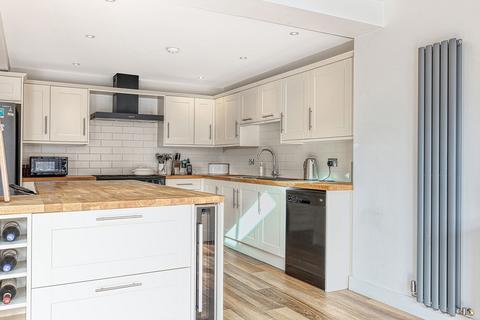 34 Randalls Drive, Hutton, Brentwood, CM13 1NW