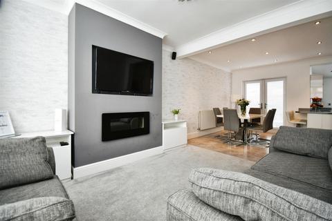 3 bedroom semi-detached house for sale, Ings Road, Hull