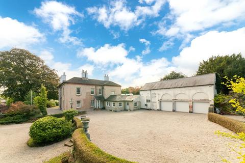 undefined, The Cedars,(House and Cottage) High Street, Castle Donington, Derby