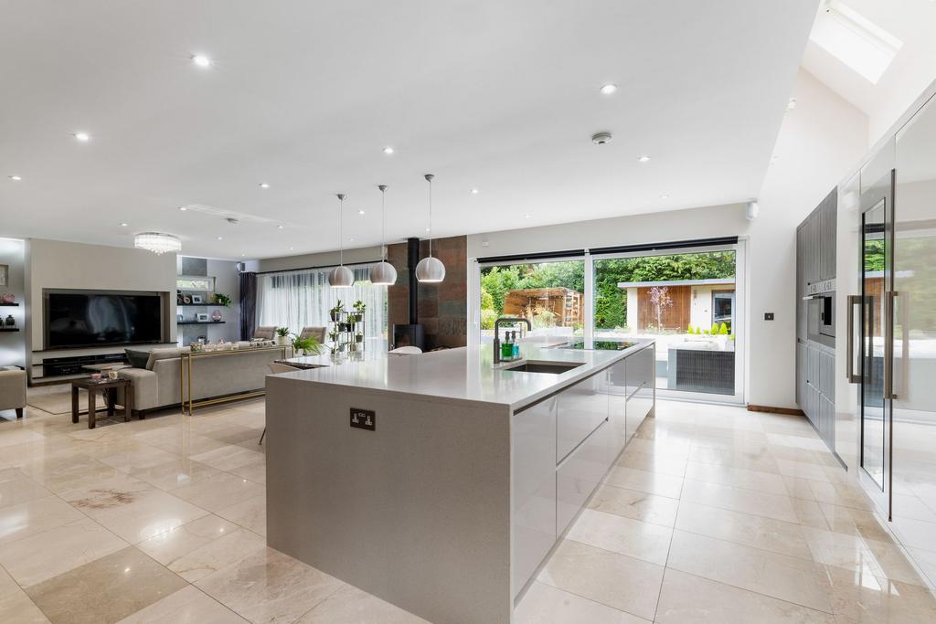 Open kitchen