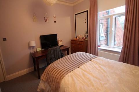 4 bedroom house to rent, 13A Regent Park Avenue, Leeds LS6