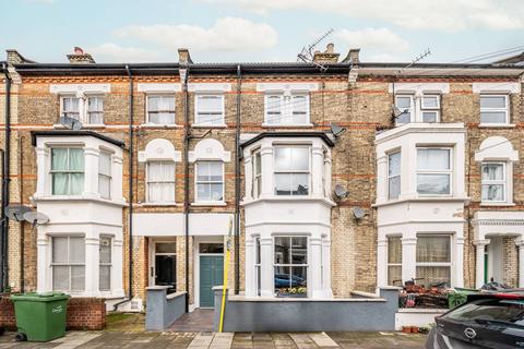 2 bedroom flat to rent, Sandmere Road, Clapham, London, SW4
