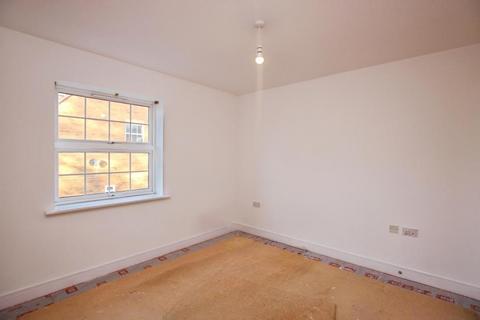 undefined, Champs Sur Marne, Bristol BS32