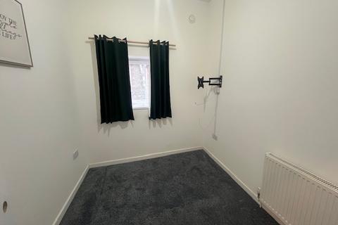 2 bedroom flat to rent, 158 High Street, Ventnor, Isle Of Wight, PO38