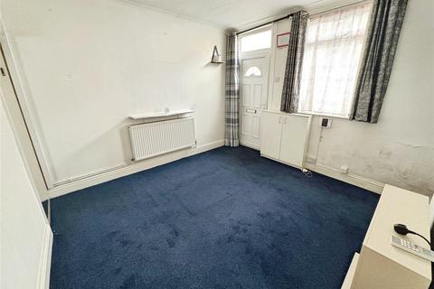 2 bedroom terraced house for sale, Wootton Street, Warwickshire CV12