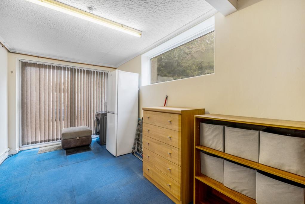 2 Rudgard Avenue (Cherry Willingham)-22