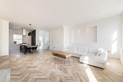 2 bedroom flat for sale, Brechin Place, SW7