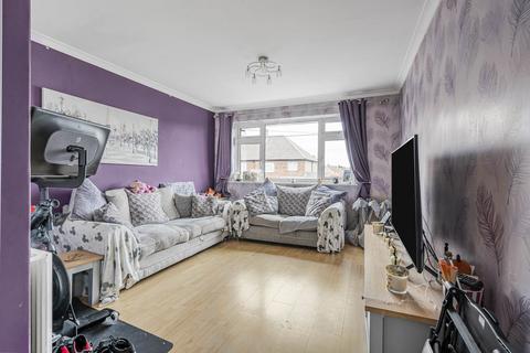12 Pear Tree Road, Ashford, TW15 1PW
