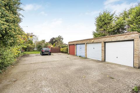 12 Pear Tree Road, Ashford, TW15 1PW