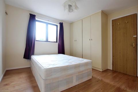 undefined, London NW9