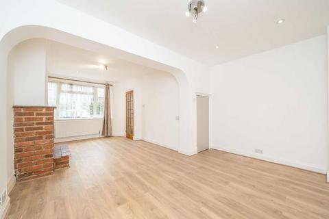 undefined, Saxon Avenue, Feltham TW13