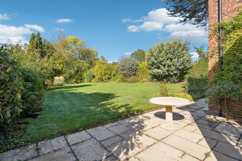 4 bedroom detached house for sale, Pinner Hill, Pinner HA5