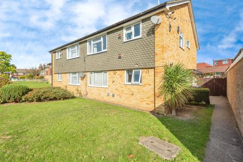 58 Guernsey Close, Hounslow, TW5 0PH