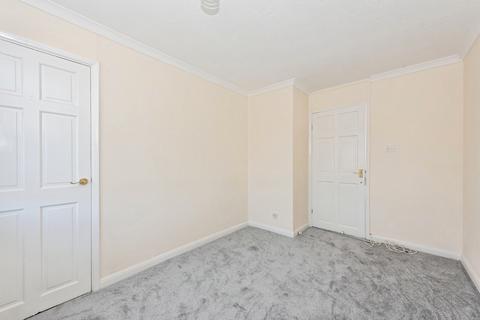 58 Guernsey Close, Hounslow, TW5 0PH