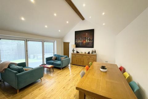 3 bedroom detached house for sale, Featherbed Lane, Sundorne, Shrewsbury
