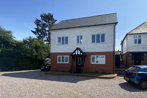 3 bedroom detached house for sale, Featherbed Lane, Sundorne, Shrewsbury
