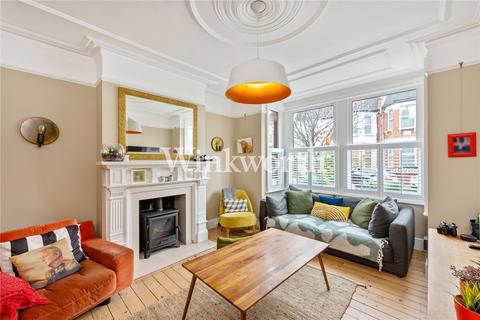 3 bedroom terraced house for sale, Radley Road, London, N17