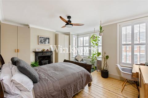 14 Radley Road, London, N17 6RL