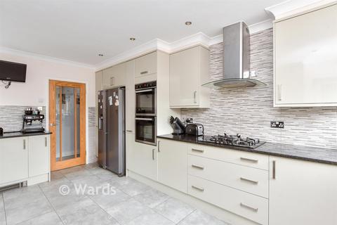 4 bedroom chalet for sale, David Avenue, Cliftonville, Margate, Kent