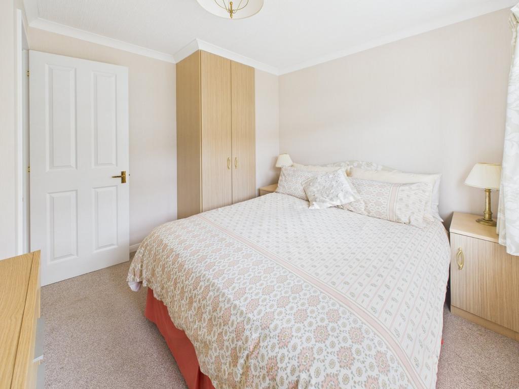 2nd Bedroom