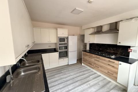 undefined, Whitley Wood Lane,  Reading,  RG2