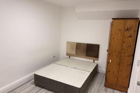 undefined, Whitley Wood Lane,  Reading,  RG2