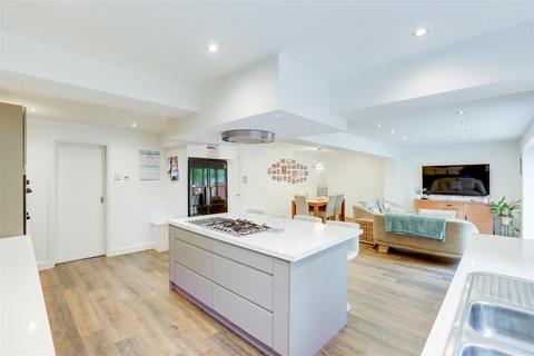 4 bedroom detached house for sale, Brownhill Close, Cropwell Bishop NG12