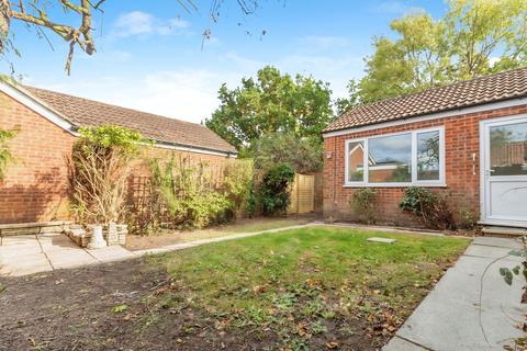 undefined, Thyme Close, Reading RG6