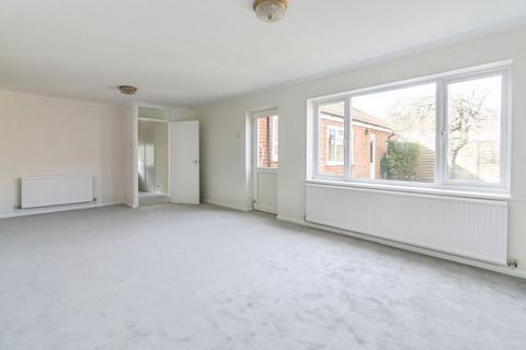 undefined, Thyme Close, Reading RG6