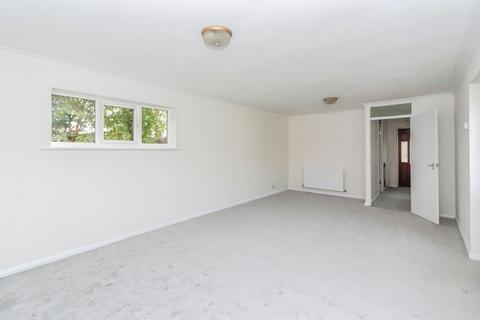 undefined, Thyme Close, Reading RG6