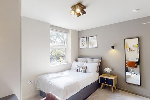 10 bedroom house share to rent, London Road, Strood, Kent, ME2