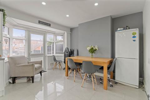 3 bedroom end of terrace house for sale, Lichfield Road, Coventry