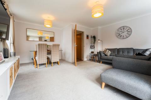 22 Gray Street, Longhedge, Salisbury, SP4 6SX