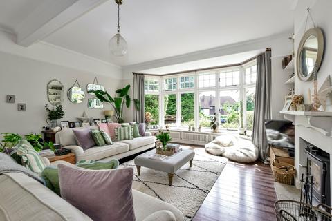 4 bedroom semi-detached house for sale, Langley Hill, Kings Langley, WD4